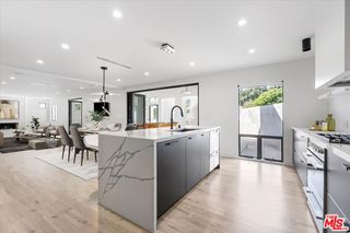 3490 ST SUSAN Place, Los Angeles, CA 90066