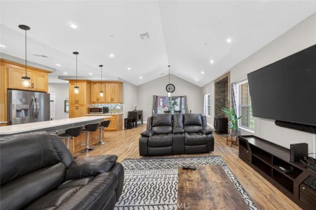 1805 Matterhorn, Pine Mountain Club, CA 93222