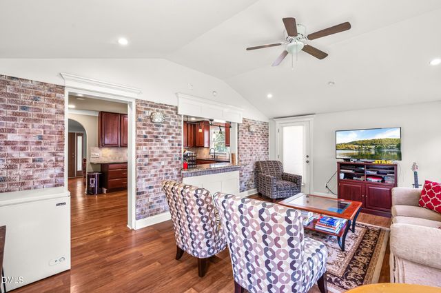 810 Bryn Mawr Court, Apex, NC 27502