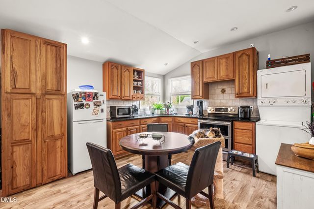 810 Bryn Mawr Court, Apex, NC 27502