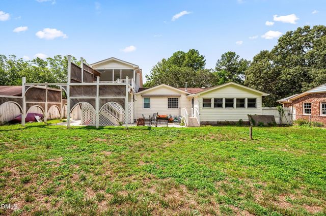 810 Bryn Mawr Court, Apex, NC 27502