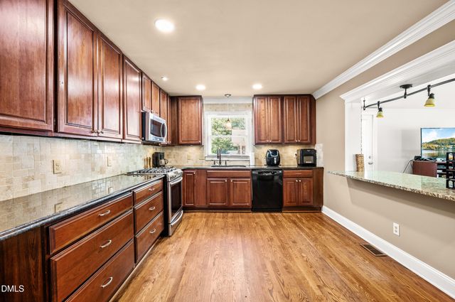 810 Bryn Mawr Court, Apex, NC 27502