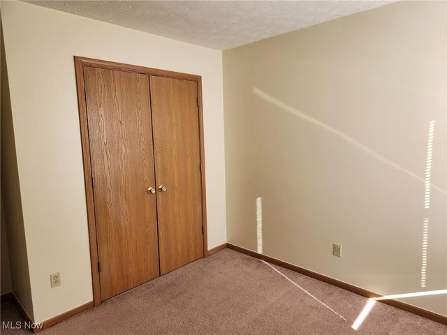 2954 Megan Circle, Youngstown, OH 44505