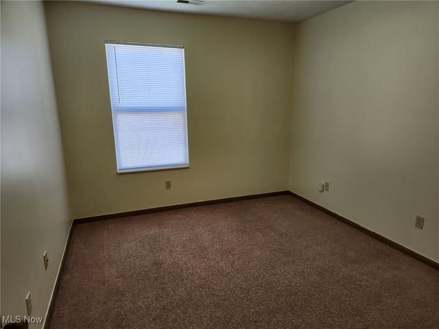 2954 Megan Circle, Youngstown, OH 44505