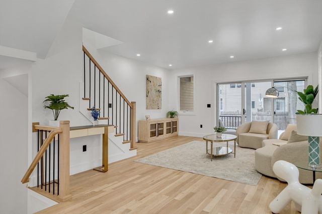 19 Keith St 1, Watertown, MA 02472