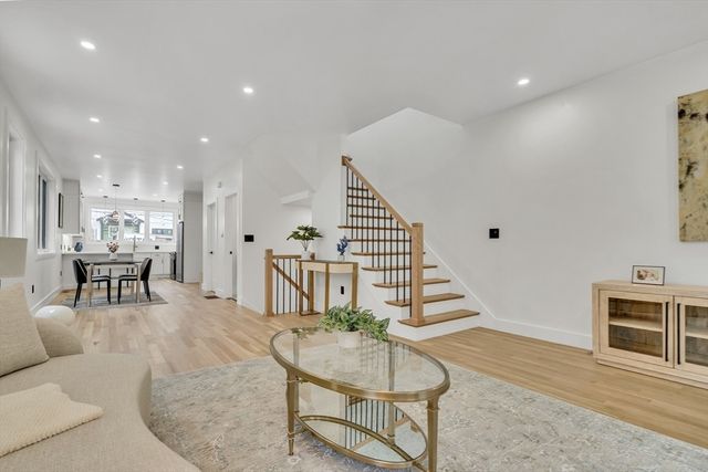 19 Keith St 1, Watertown, MA 02472