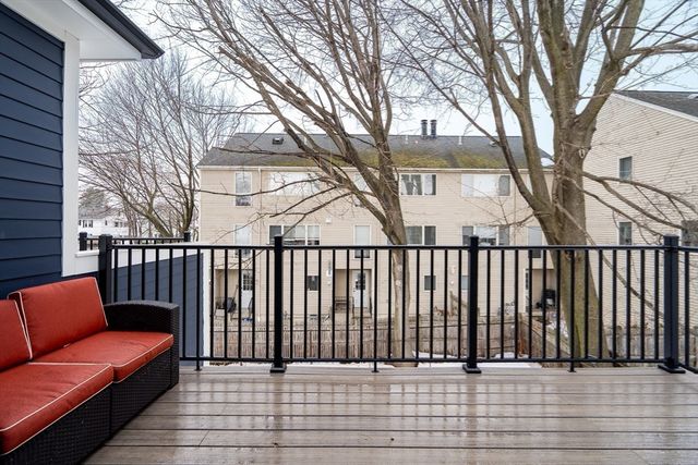 19 Keith St 1, Watertown, MA 02472