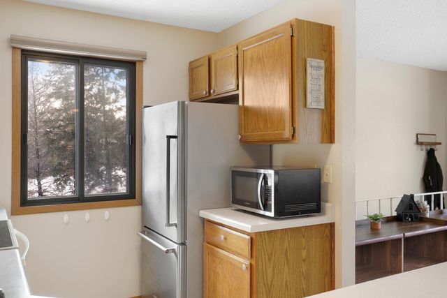 5650 Brandlwood Court 68, White Bear Lake, MN 55110