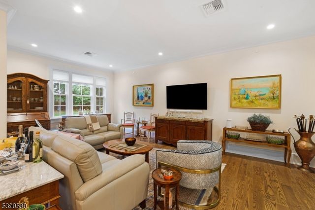 80 Claremont Rd unit 206 206, Bernardsville Boro, NJ 07924