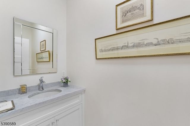 80 Claremont Rd unit 206 206, Bernardsville Boro, NJ 07924
