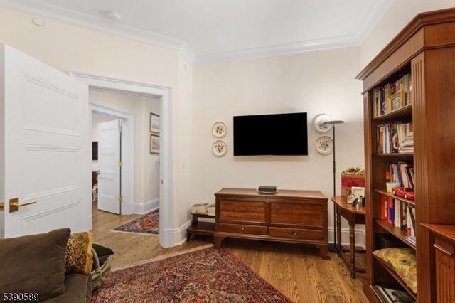 80 Claremont Rd unit 206 206, Bernardsville Boro, NJ 07924