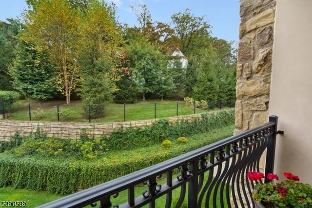 80 Claremont Rd unit 206 206, Bernardsville Boro, NJ 07924