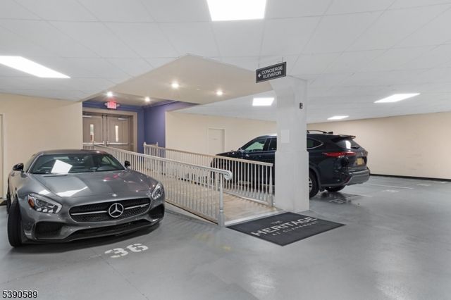 80 Claremont Rd unit 206 206, Bernardsville Boro, NJ 07924
