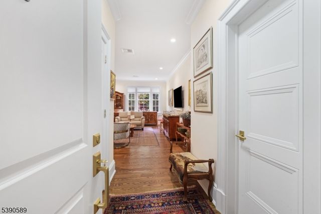 80 Claremont Rd unit 206 206, Bernardsville Boro, NJ 07924