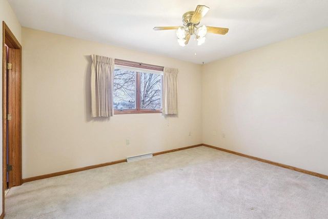 310 Kay Drive, Waunakee, WI 53597