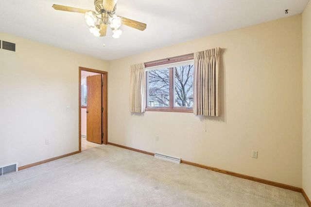 310 Kay Drive, Waunakee, WI 53597