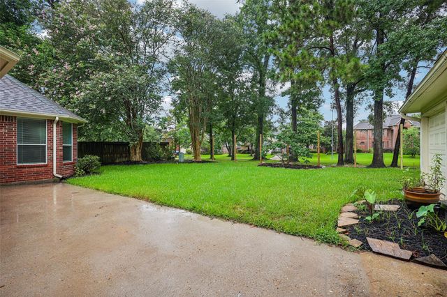 14326 Chartley Falls Drive, Houston, TX 77044