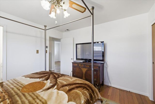 7300 Flamingo Way, Sacramento, CA 95828