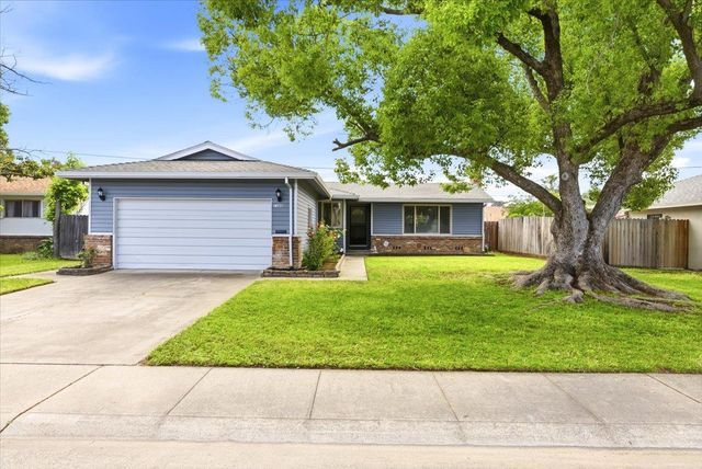 7300 Flamingo Way, Sacramento, CA 95828