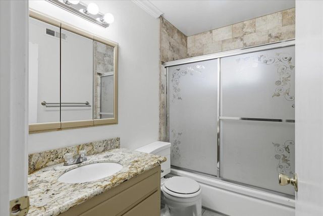 7300 Flamingo Way, Sacramento, CA 95828