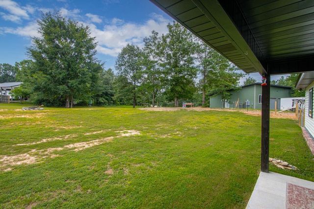 2040 Creekwood Circle, Bauxite, AR 72011