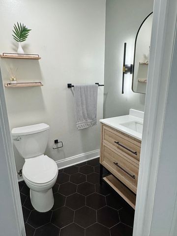 215 NE Buck Drive, Fort Walton Beach, FL 32548