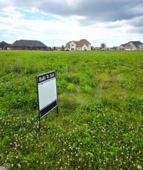 3228 S Overlook Pass, New Palestine, IN 46163