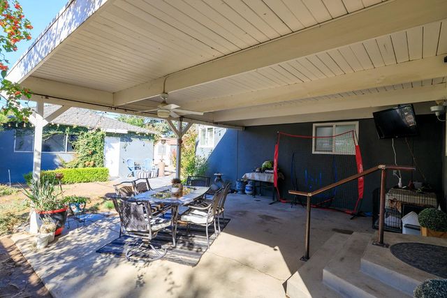 1683 E Canal Dr, Turlock, CA 95380