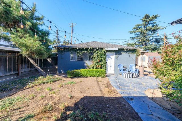 1683 E Canal Dr, Turlock, CA 95380