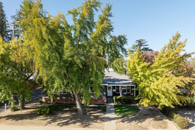 1683 E Canal Dr, Turlock, CA 95380
