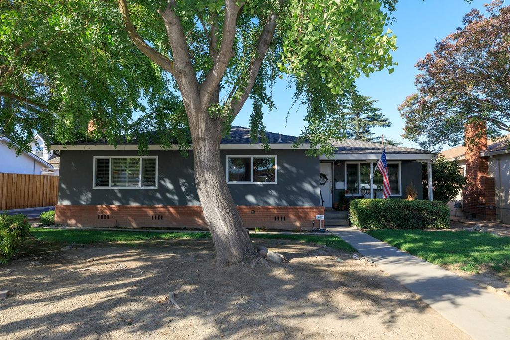 1683 E Canal Dr, Turlock, CA 95380
