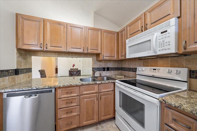 5654 GARDENS DRIVE, Sarasota, FL 34243