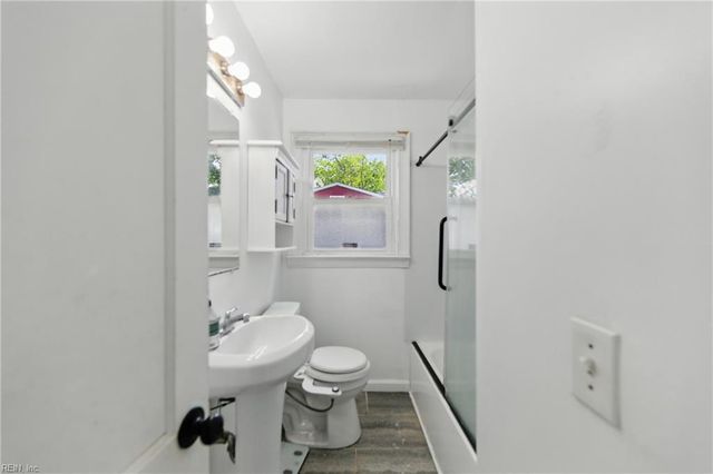 328 E Lorengo AVE, Norfolk, VA 23503