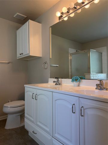 54 E Misty Dawn Drive, The Woodlands, TX 77385