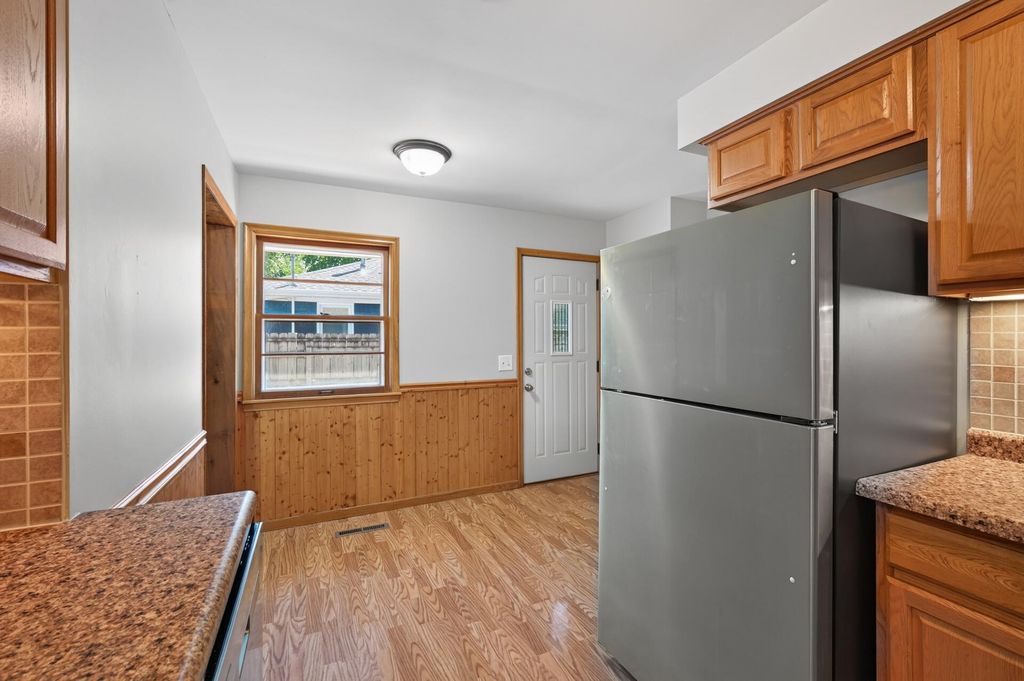 424 4th Avenue NE, Osseo, MN 55369 — photo 5