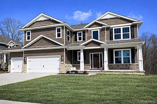 652 Round Rock Dr Drive, Howell, MI 48843