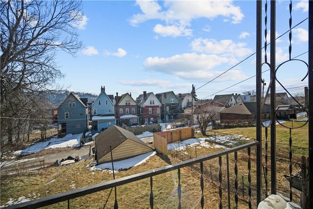 534 Howard st, E Pittsburgh, PA 15112