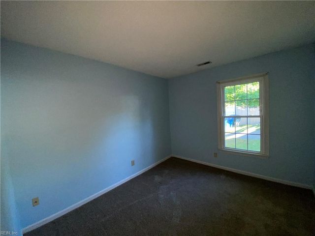 702 Brook Meadow CT, Virginia Beach, VA 23462