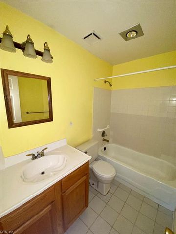 702 Brook Meadow CT, Virginia Beach, VA 23462