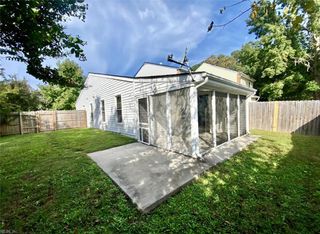 702 Brook Meadow CT, Virginia Beach, VA 23462