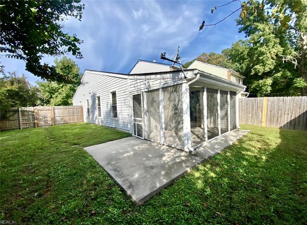 702 Brook Meadow CT, Virginia Beach, VA 23462