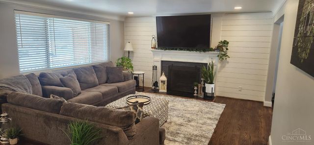 5352 Laured Place, Green Twp, OH 45238