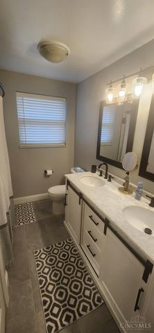 5352 Laured Place, Green Twp, OH 45238