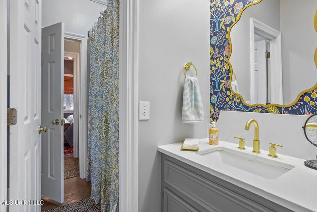 819 W Deerfield Drive, Canton, MS 39046