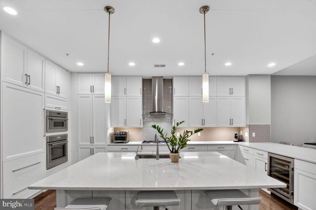 432 BARLOW PL, Bethesda, MD 20814