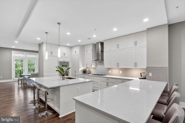 432 BARLOW PL, Bethesda, MD 20814