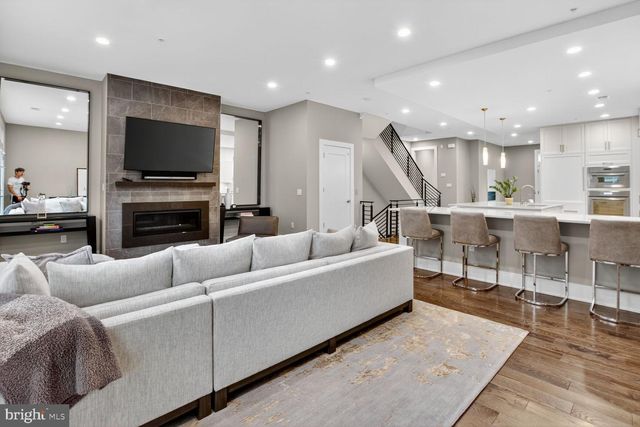 432 BARLOW PL, Bethesda, MD 20814