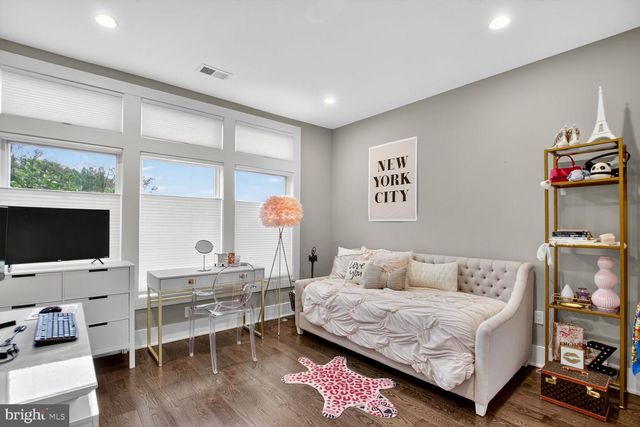 432 BARLOW PL, Bethesda, MD 20814