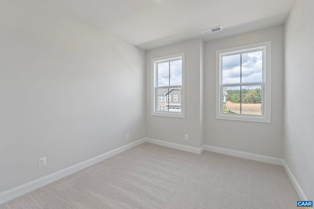 F3B-12A BAYBERRY LN, Zion Crossroads, VA 22942