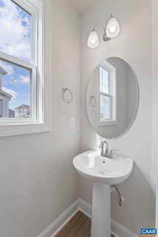 F3B-12A BAYBERRY LN, Zion Crossroads, VA 22942